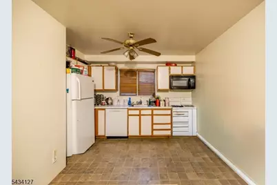 184 Bexley Ln, Piscataway Township, NJ 08854 - Photo 7