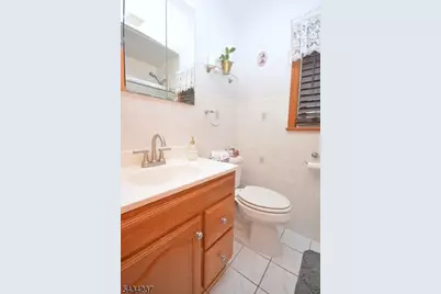 2463 Dorchester Rd, Union Township, NJ 07083 - Photo 13