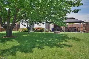 2463 Dorchester Rd, Union Township, NJ 07083 - Photo 33