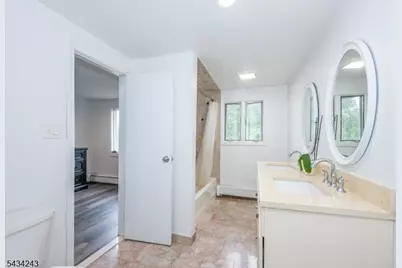 1022 Ringwood Ave, Wanaque, NJ 07420 - Photo 25