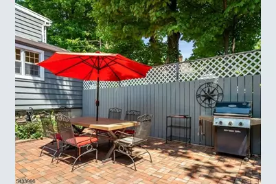 190 Passaic Ave, Roseland, NJ 07068 - Photo 29