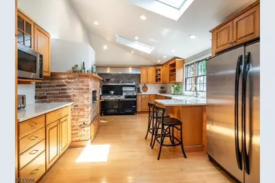 190 Passaic Ave, Roseland, NJ 07068 - Photo 9