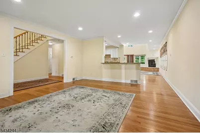 198 Underhill Rd, South Orange, NJ 07079 - Photo 5