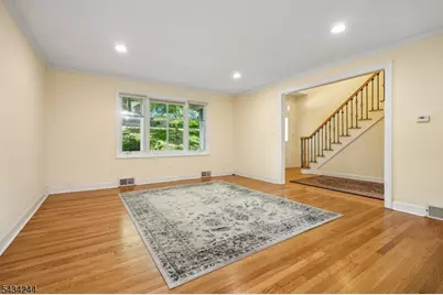 198 Underhill Rd, South Orange, NJ 07079 - Photo 3