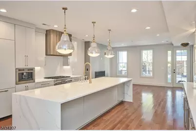 37 Ferry St, Lambertville, NJ 08530 - Photo 7