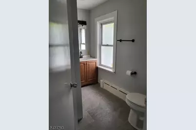 102 Mercer St, Phillipsburg, NJ 08865 - Photo 25
