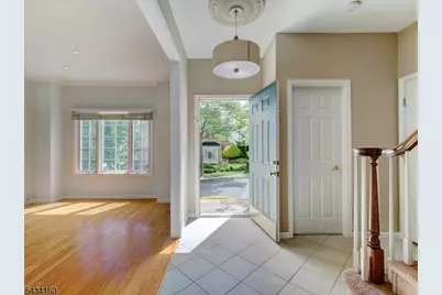 1044 Smith Manor Blvd, West Orange Township, NJ 07052 - Photo 5