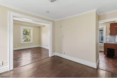 102 Lincoln St, Montclair, NJ 07042 - Photo 13
