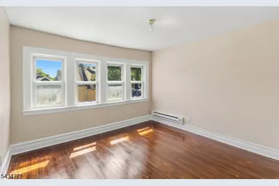 102 Lincoln St, Montclair, NJ 07042 - Photo 11