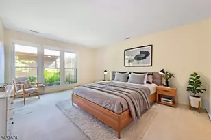 195 Hidden Hollow Ct, Edison, NJ 08820 - Photo 11