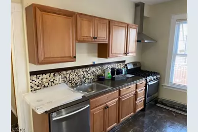 73 Brighton Ave, East Orange, NJ 07017 - Photo 5