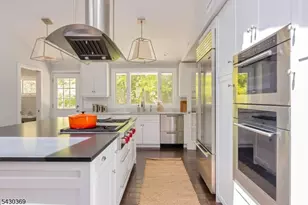 1 Hickory Ln, Roseland, NJ 07068 - Photo 9