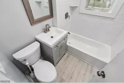 9 Lombardy Pl, Maplewood, NJ 07040 - Photo 11