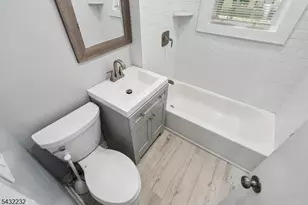 9 Lombardy Pl, Maplewood, NJ 07040 - Photo 11