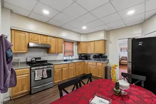 9 Lombardy Pl, Maplewood, NJ 07040 - Photo 15