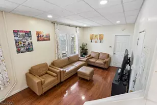 9 Lombardy Pl, Maplewood, NJ 07040 - Photo 13