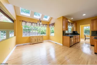 16 Landau Rd, Bernards Township, NJ 07920 - Photo 9