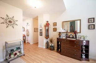 22 Bluffs Ct, Hamburg, NJ 07419 - Photo 5