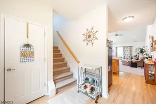 22 Bluffs Ct, Hamburg, NJ 07419 - Photo 19