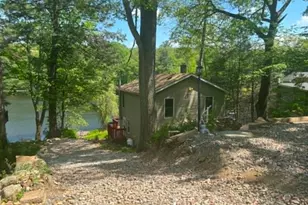 77 Goldfinch Ln, West Milford, NJ 07421 - Photo 11