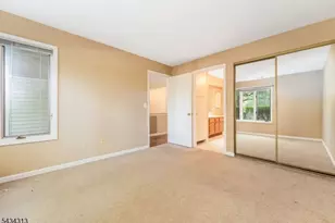 13 Augusta Dr, Clinton Township, NJ 08801 - Photo 9