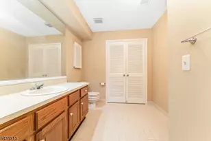 13 Augusta Dr, Clinton Township, NJ 08801 - Photo 13