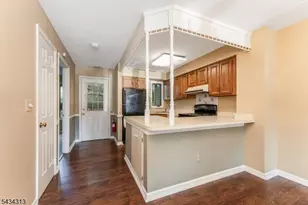 13 Augusta Dr, Clinton Township, NJ 08801 - Photo 7