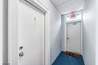 13 Wall Street #1, Raritan, NJ 08869 - Photo 19