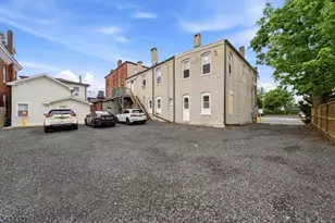 13 Wall St, Raritan, NJ 08869 - Photo 23