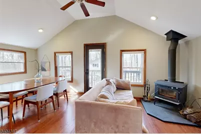 319 Midway Dr, Vernon, NJ 07422 - Photo 7