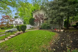 210 Hillside Rd, Elizabeth, NJ 07208 - Photo 3