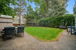 210 Hillside Rd, Elizabeth, NJ 07208 - Photo 23