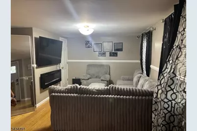 39 Jacob St, Newark, NJ 07103 - Photo 3