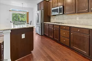 63 Autumn Ln, Montgomery Township, NJ 08558 - Photo 13