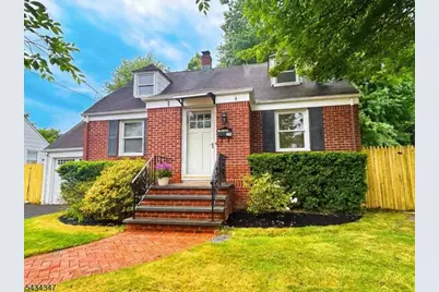 174 N Passaic Ave, Chatham, NJ 07928 - Photo 1