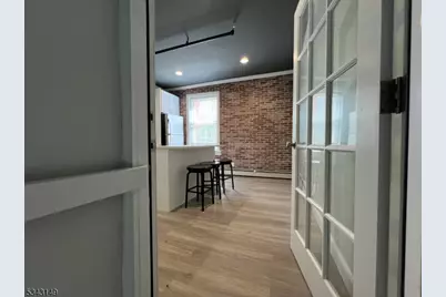 60 Veterans Memorial Dr E. #105, Somerville, NJ 08876 - Photo 3