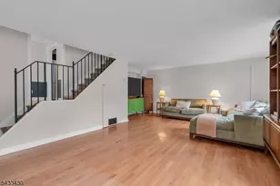 30 Laurel Dr, Wayne Twp., NJ 07470 - Photo 17