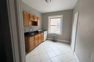 16 Irving St, Newark, NJ 07104 - Photo 3