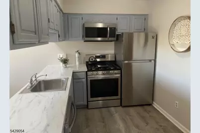 2 Acapulco Princess Pl U #4, Vernon, NJ 07462 - Photo 3