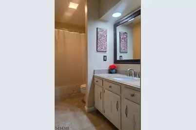 90 Almond Dr, Franklin Township, NJ 08873 - Photo 13