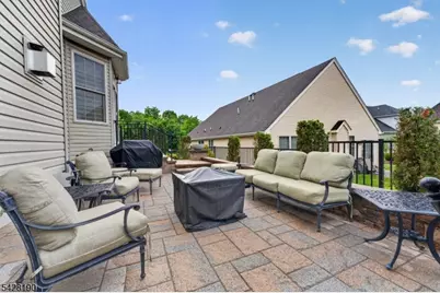 4 Mayflower Ct, Franklin Township, NJ 08873 - Photo 37