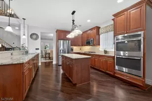 4 Mayflower Ct, Franklin Township, NJ 08873 - Photo 13
