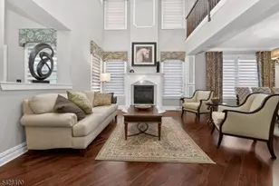 4 Mayflower Ct, Franklin Township, NJ 08873 - Photo 7