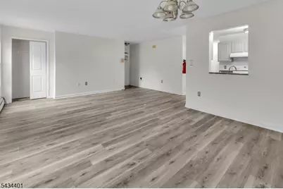 65 Montgomery Ave U2, Irvington, NJ 07111 - Photo 3