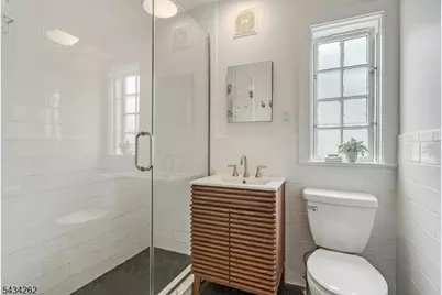 74 Park Ave, Verona, NJ 07044 - Photo 21