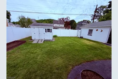 127 Jackson St, Wanaque, NJ 07420 - Photo 27
