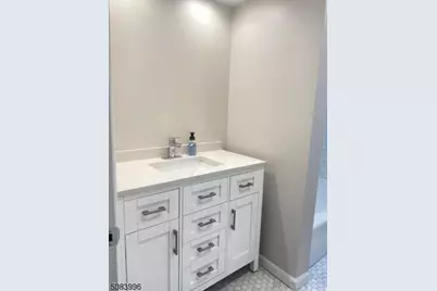 549 Broughton Ave #2, Bloomfield, NJ 07003 - Photo 7