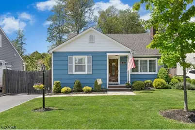 28 Janeway Place, Morris Plains, NJ 07950 - Photo 1
