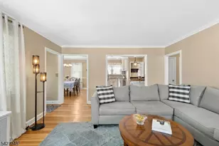 28 Janeway Pl, Morris Plains, NJ 07950 - Photo 7
