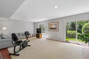 10 Hawthorne Ct, Morris Township, NJ 07960 - Photo 33